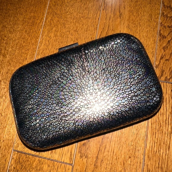 Holographic croc clutch - Picture 4 of 8